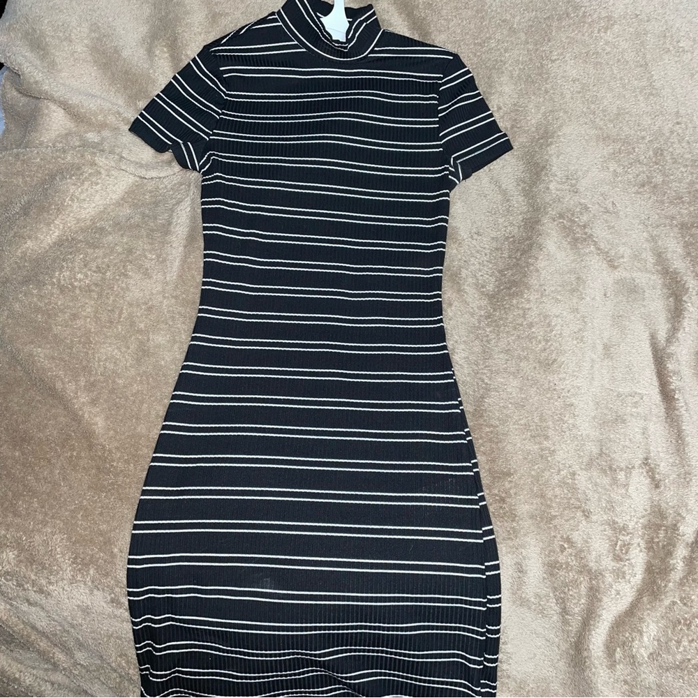 Bodycon striped dress